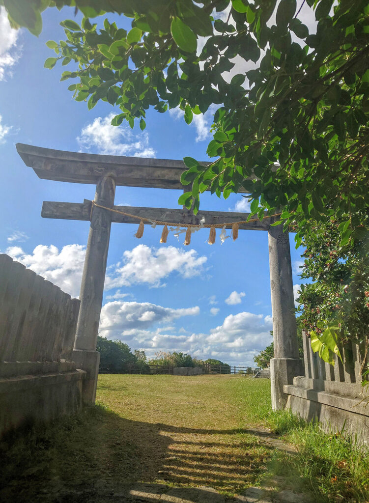 鳥居（三重城跡）