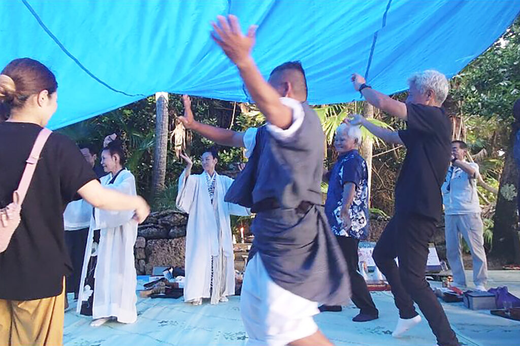 奉納芸能 （プリヨイ）